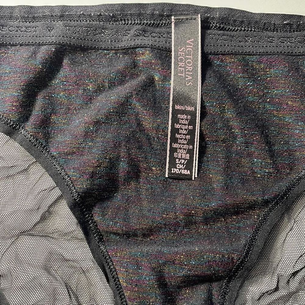 Victoria’s Secret Bikini Underwear NWOT Small